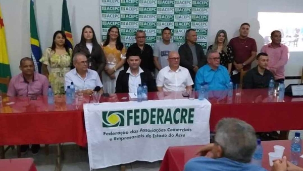 Diretoria da Associação Comercial e Empresarial de Plácido de Castro é empossada durante prestigiado evento