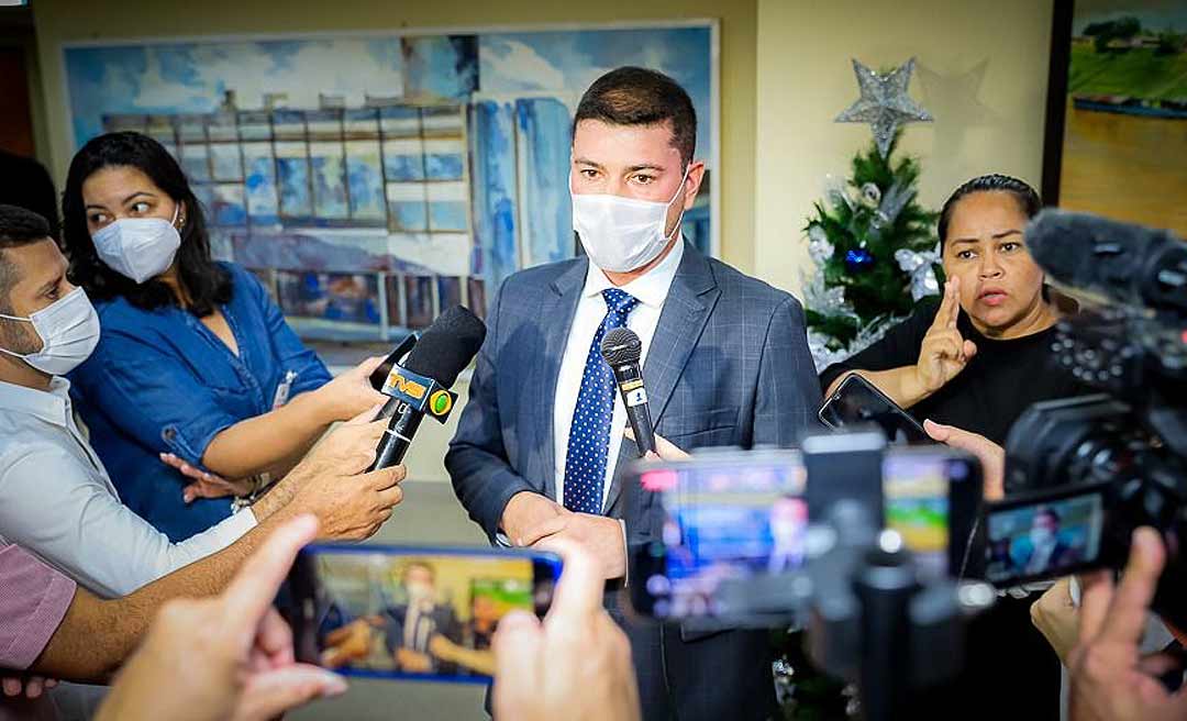 Nicolau Júnior anuncia reajuste a partir de janeiro para servidores da Assembleia Legislativa
