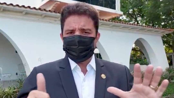 Gladson entrega daqui a pouco projeto do abono da Educação à Aleac; 14 mil serão beneficiados