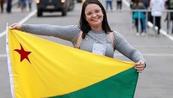 Jornalista Nayara Lessa é confirmada secretária de Comunicação do Acre