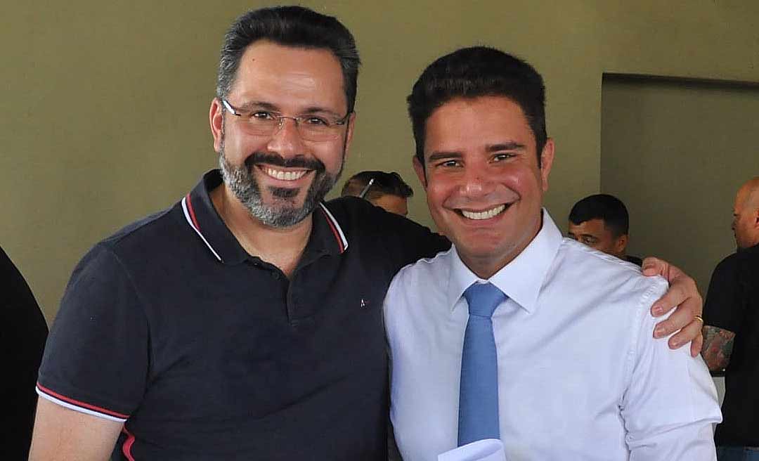 Alan Rick agradece Gladson por fim da obrigatoriedade do “Passaporte da Vacina” para cultos e missas no Acre