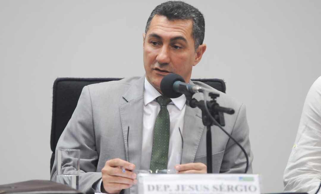 Jesus Sérgio apresenta emenda à MP para que ProUni continue voltado para estudantes de baixa renda