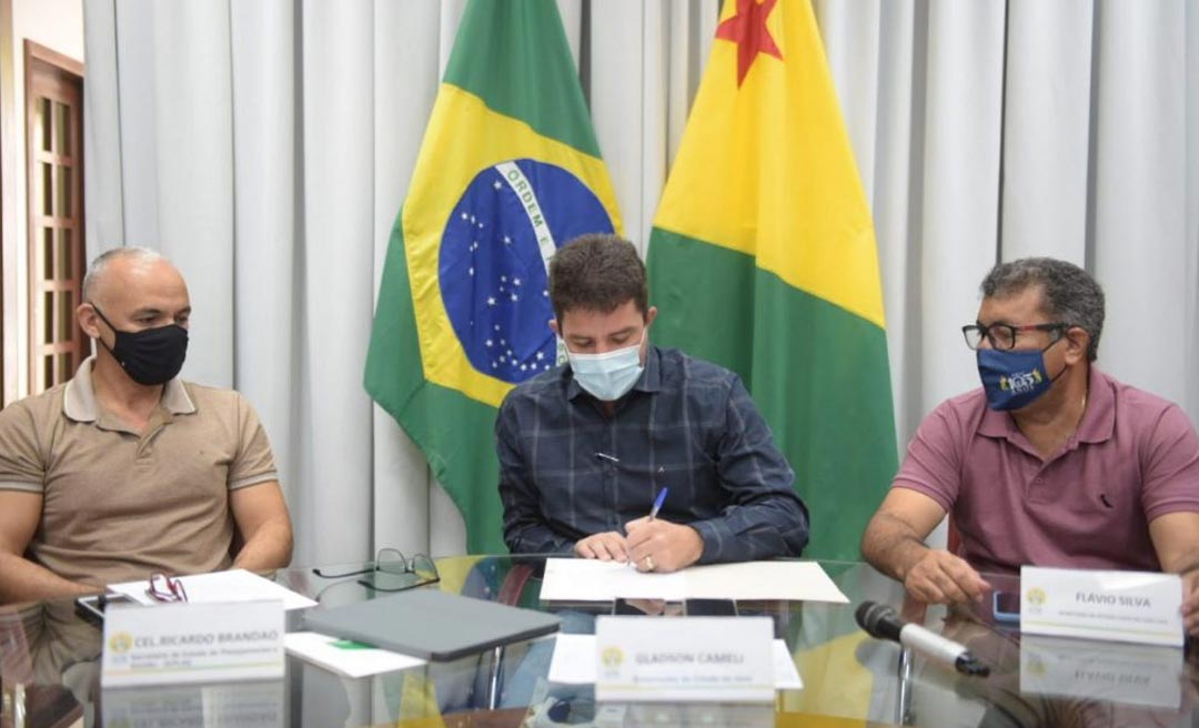 Governo antecipa pagamento de aposentados e pensionistas para o dia 23 e de servidores ativos para o dia 24