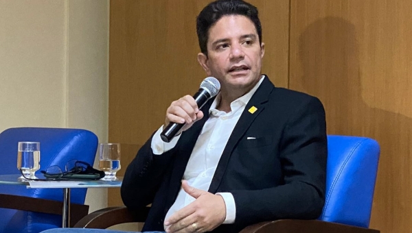 Sem alterações, secretários de Gladson seguem recebendo R$ 24.823,55 em janeiro