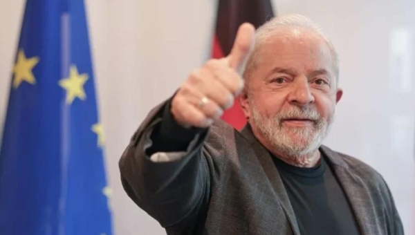 Vidente afirma que Lula vai ser eleito presidente em 2022
