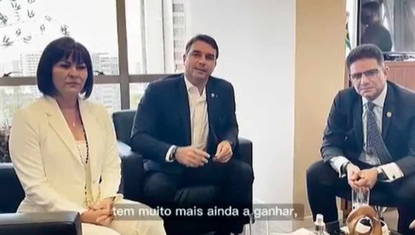 Gladson diz a filho de Bolsonaro que presidente é “um pai e um avô” para o Acre; Flávio Bolsonaro articula para emplacar Marcia na chapa de Gladson