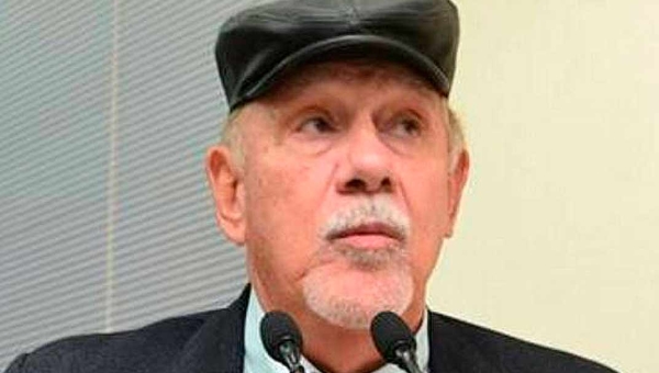 N. Lima nega aumento para vereadores, diz que está de “saco cheio” e dá indireta