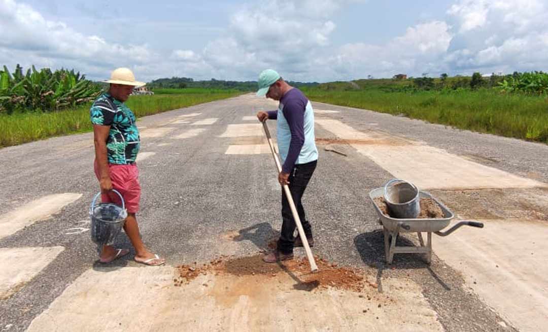 Temendo um desastre aéreo, empresário realiza tapa buracos na pista de Jordão; obra que custou R$ 2,4 milhões está parada