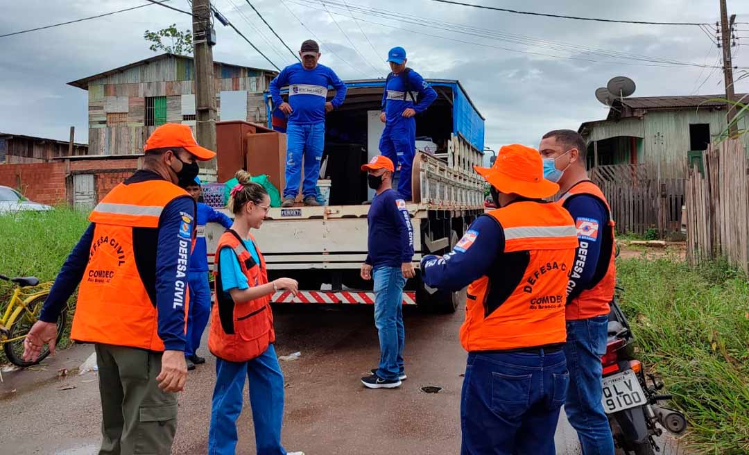 Uma família desalojada e outras quatro estão sendo monitoradas pela Defesa Civil Municipal