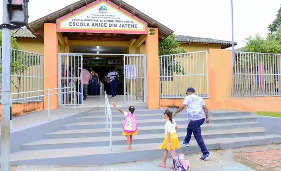 Após 3ª onda da Covid, Rio Branco adia volta das aulas presenciais