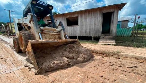 Megaoperação de limpeza tenta melhorar situação do município de Jordão