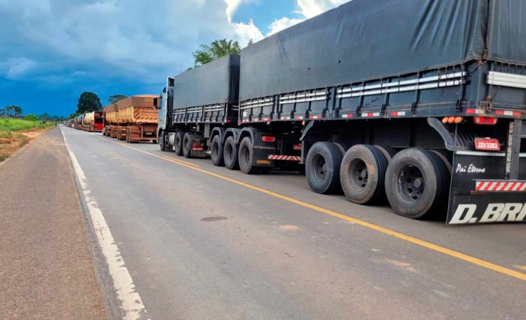 Fechamento da BR-364 chega ao terceiro dia; não há previsão de liberação da rodovia, diz PRF