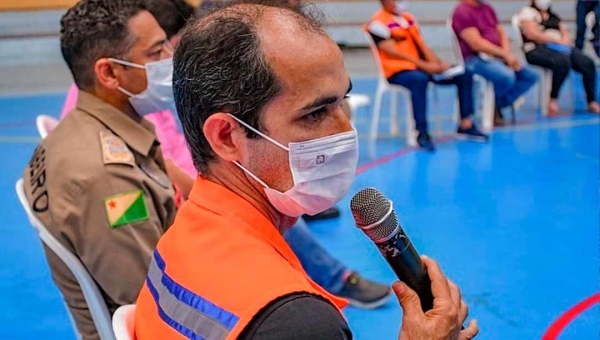 Prefeitura de Cruzeiro do Sul cria sala de situação durante a cheia no Rio Juruá