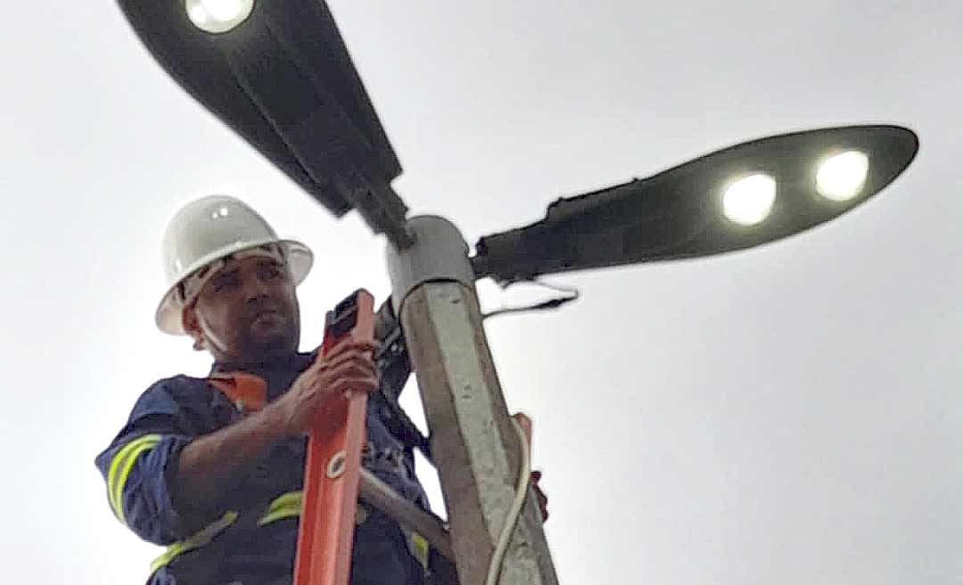 Em 24 horas, Prefeitura de Rio Branco faz manutenção de 200 pontos de luz da cidade