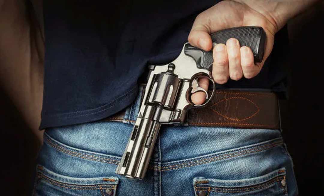 Acre, estado mais bolsonarista do Brasil, concedeu 73 portes de armas em 2021