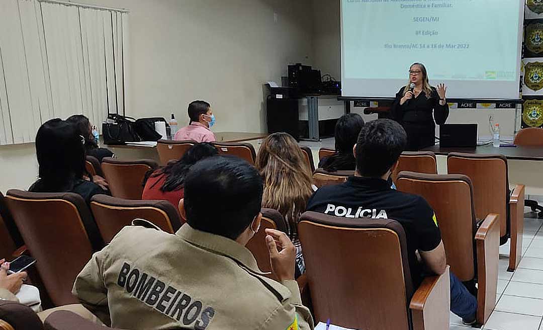 Policia Civil sedia 8ª Edição do Curso Nacional de Atendimento às Mulheres em Situação de Violência Doméstica e Familiar