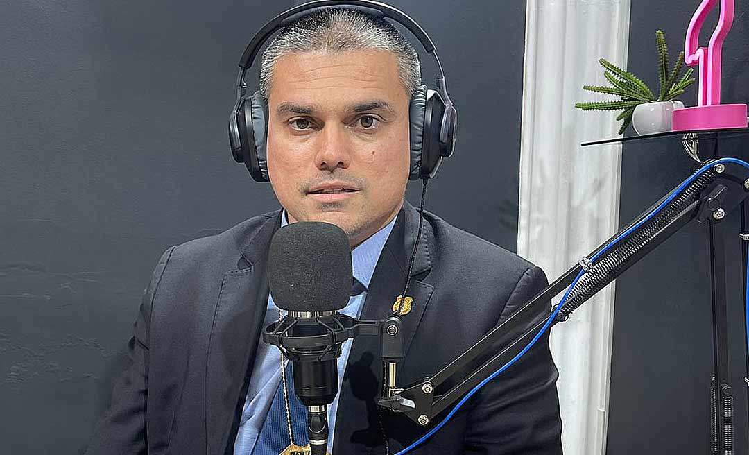 Internet não é terra sem lei, alerta delegado Nilton Boscaro durante podcast