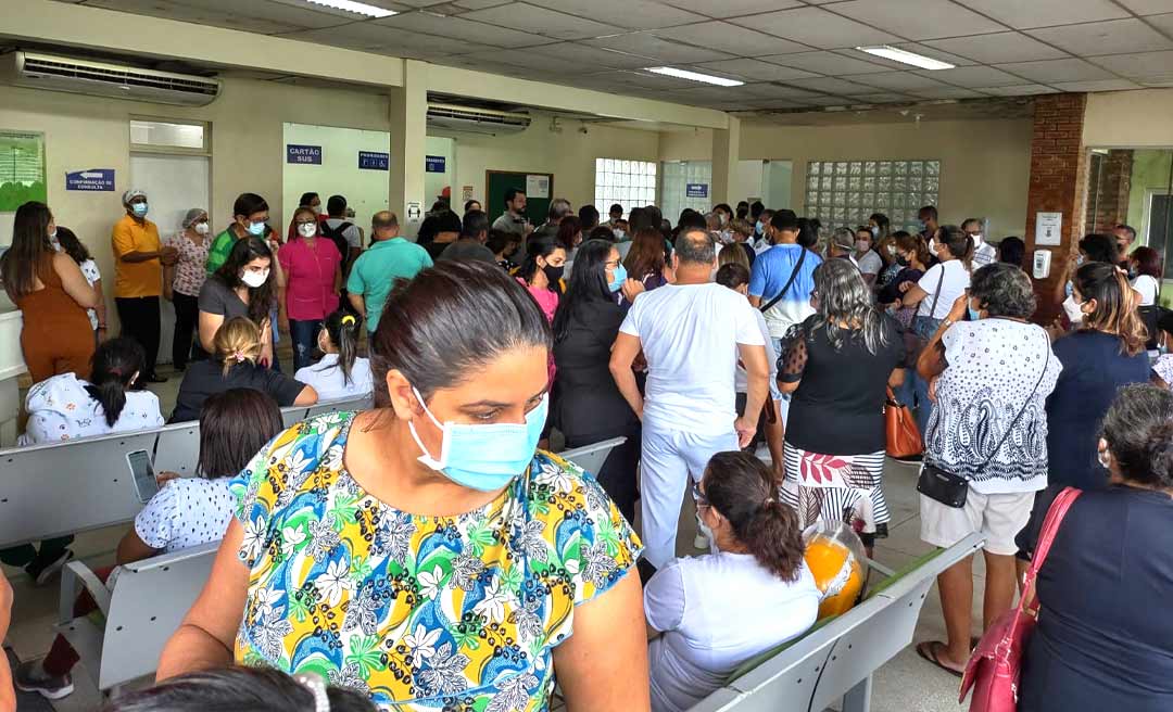 Em greve, trabalhadores da Saúde realizam manifestação na Policlínica do Tucumã