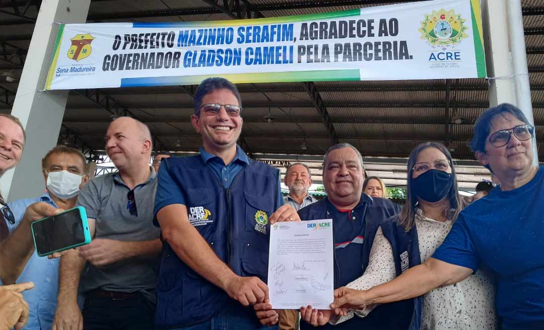 Mazinho recebe Gladson em Sena com faixa de agradecimento e diz que intriga é coisa do passado: “Quem vive de passado é museu”