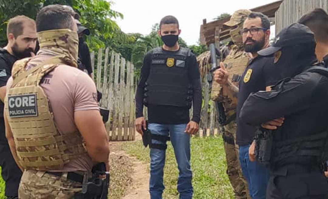 Polícia prende 12 envolvidos em crimes de homicídio, tráfico, roubo e pose ilegal de arma de fogo no fim de semana