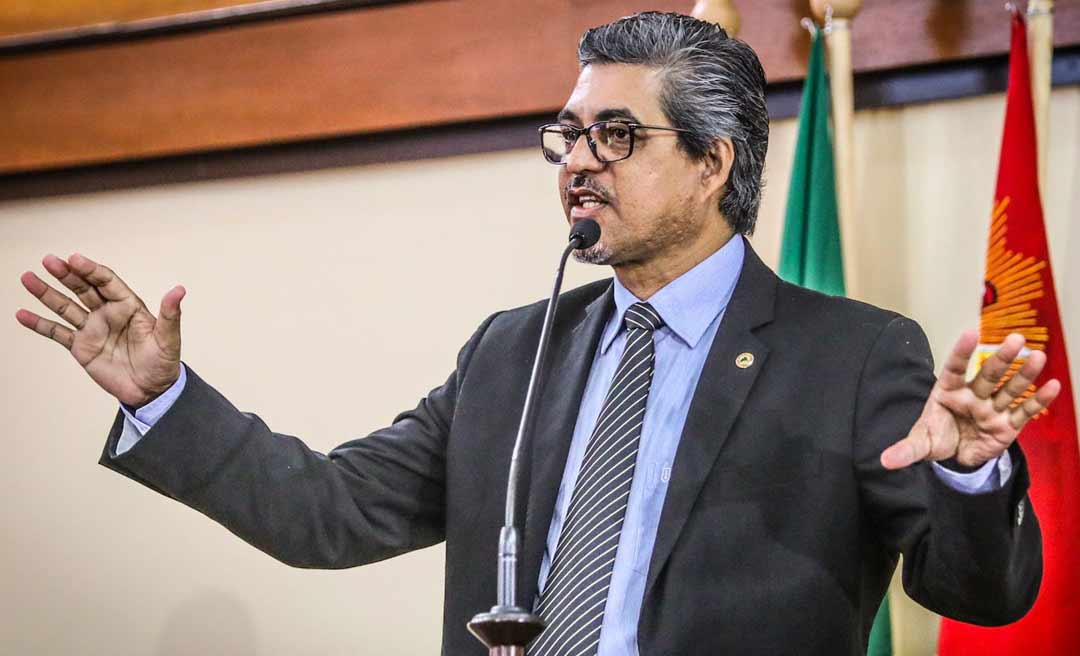 Edvaldo Magalhães pede urgência na apreciação de projeto que corrige os plantões da Saúde