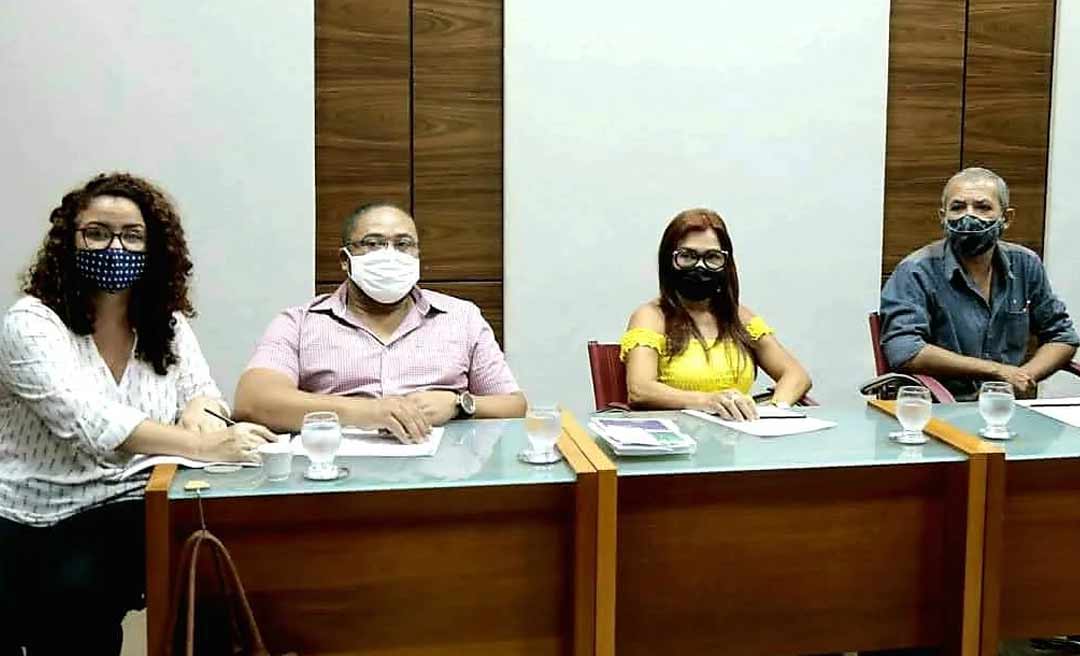 Representantes da prefeitura garantem ao Sinproacre que PL do reajuste dos professores tramitará em regime de urgência