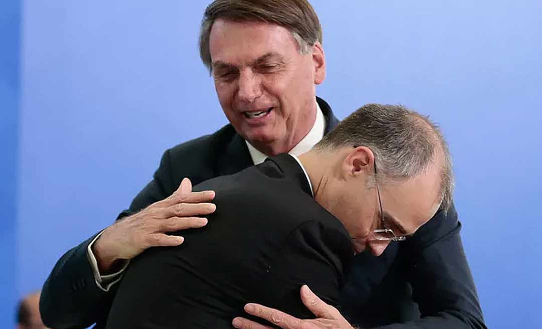 Mendonça rebate bolsonaristas e diz que, como jurista e cristão, não pode endossar atos de violência