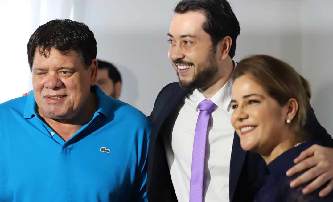 "A Mara foi a deputada mais votada e será a grande adversária de Gladson", afirma Flaviano