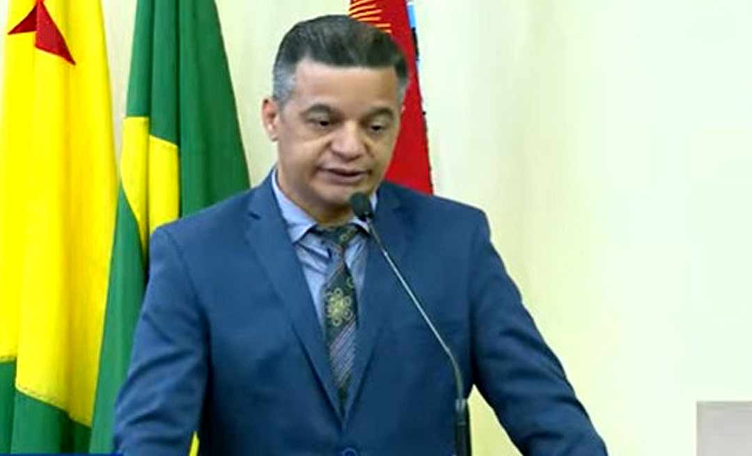 “Meu irmão era meu segundo pai’, afirma deputado Wagner Felipe ao lembrar do irmão, morto no mês passado, vítima de infarto