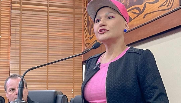 “Essa força que todo mundo relata, ela não é humana, é de Deus”, diz Jéssica Sales na Aleac