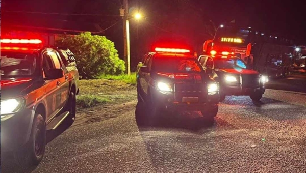 PRF apreende drogas em ônibus interestaduais na BR-364 em Rio Branco