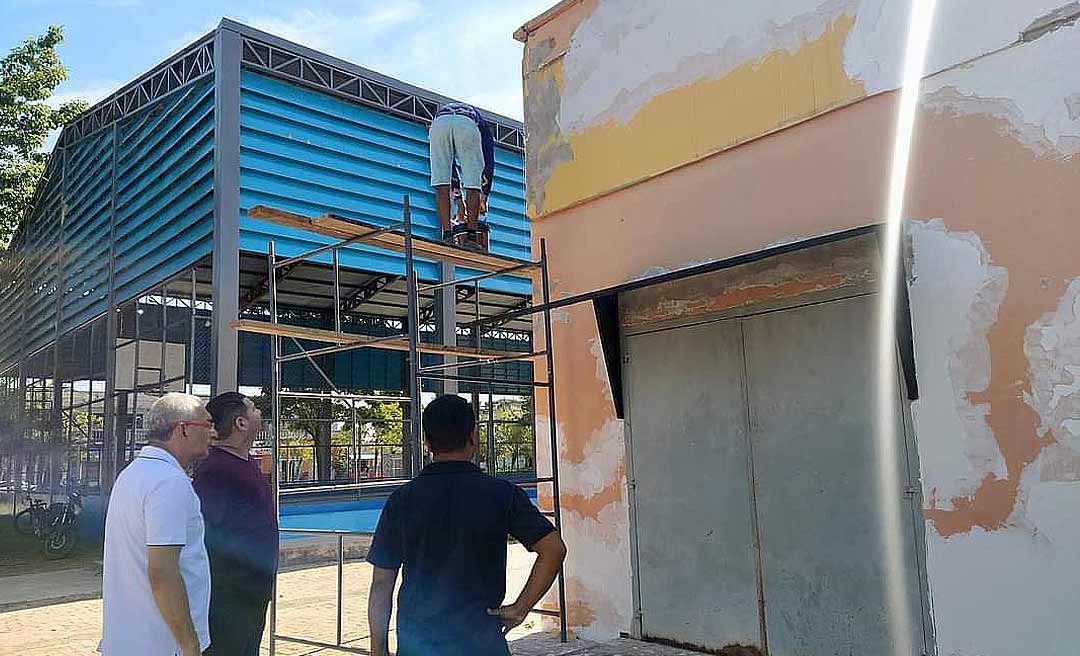 Prefeitura de Rio Branco inicia reforma no prédio da Praça da Juventude no Cidade Nova