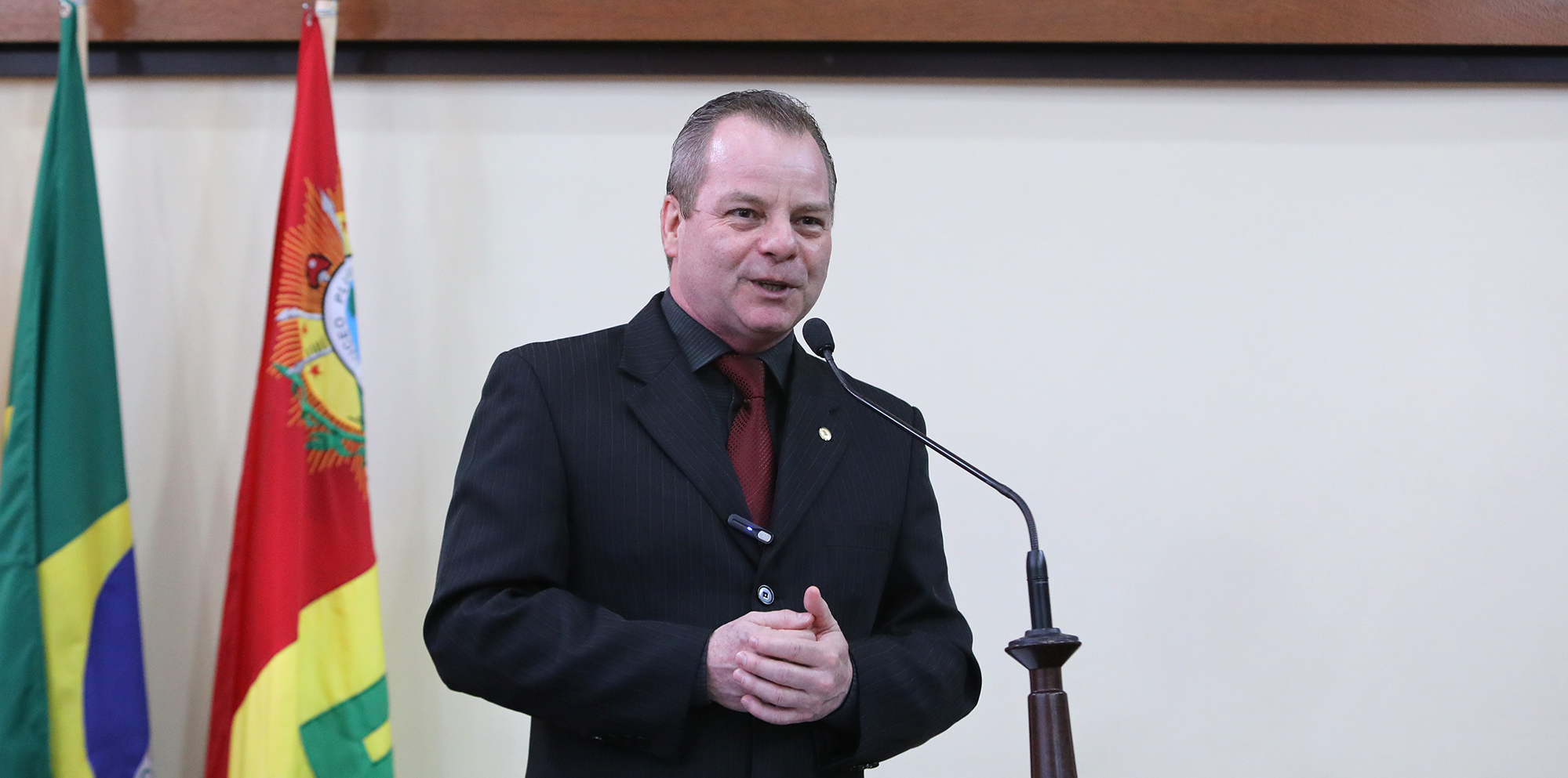 Pedro Longo solta o verbo contra Bocalom e diz que não há impedimento para a recuperação das Ruas do Povo