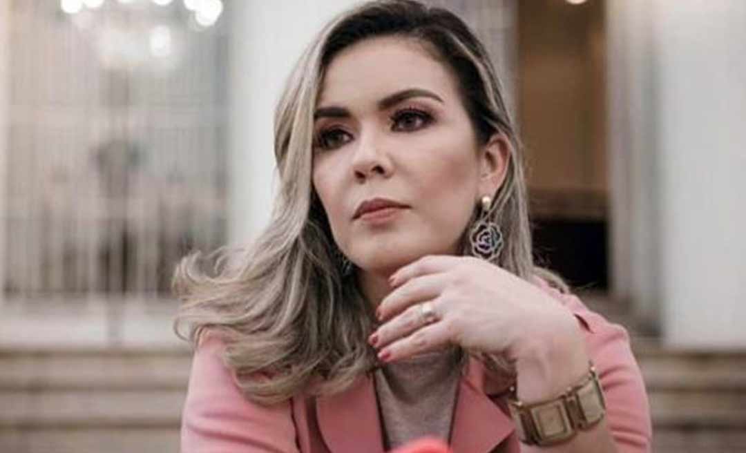 Pré-candidata a deputada federal, Mirla Miranda deixa cargo de porta-voz do governo Cameli