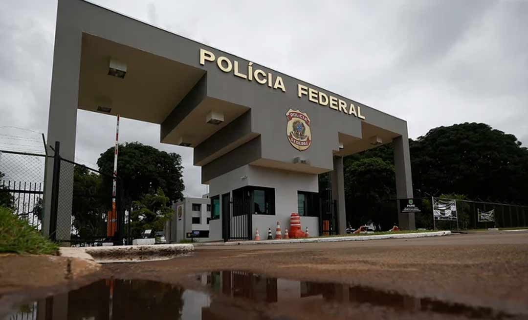 PF abre investigação por suspeita de interferência em operação contra Milton Ribeiro