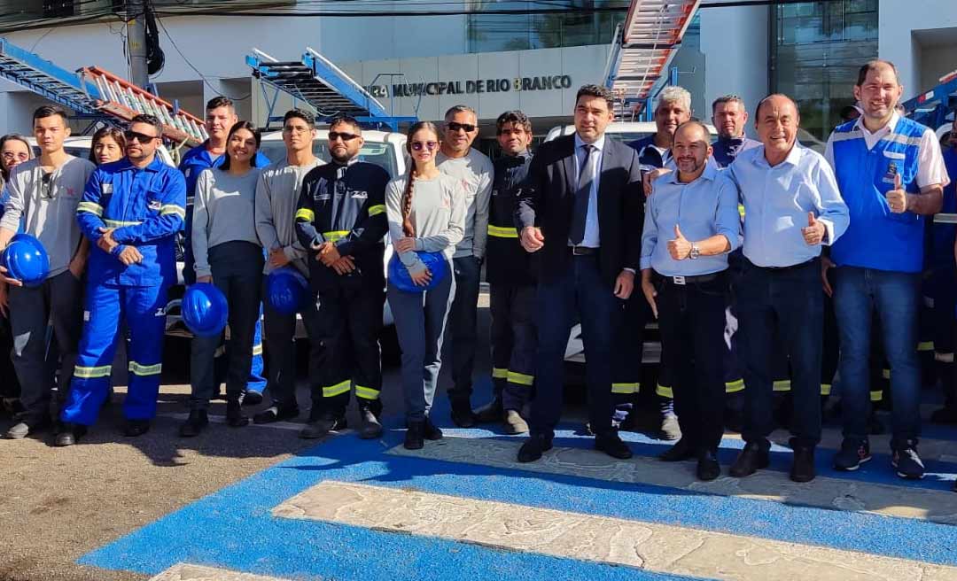 Bocalom lança projeto "Cidade Iluminada"