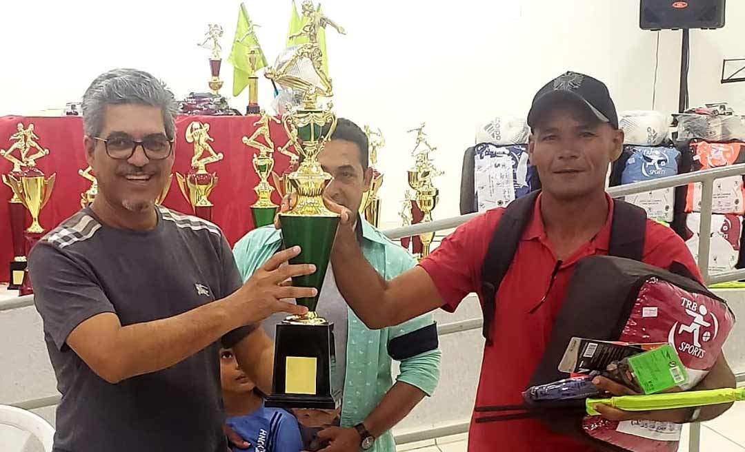 Emenda de R$ 200 mil de Edvaldo proporciona entrega de kits esportivos e reforma do Sindicato Rural, em Tarauacá
