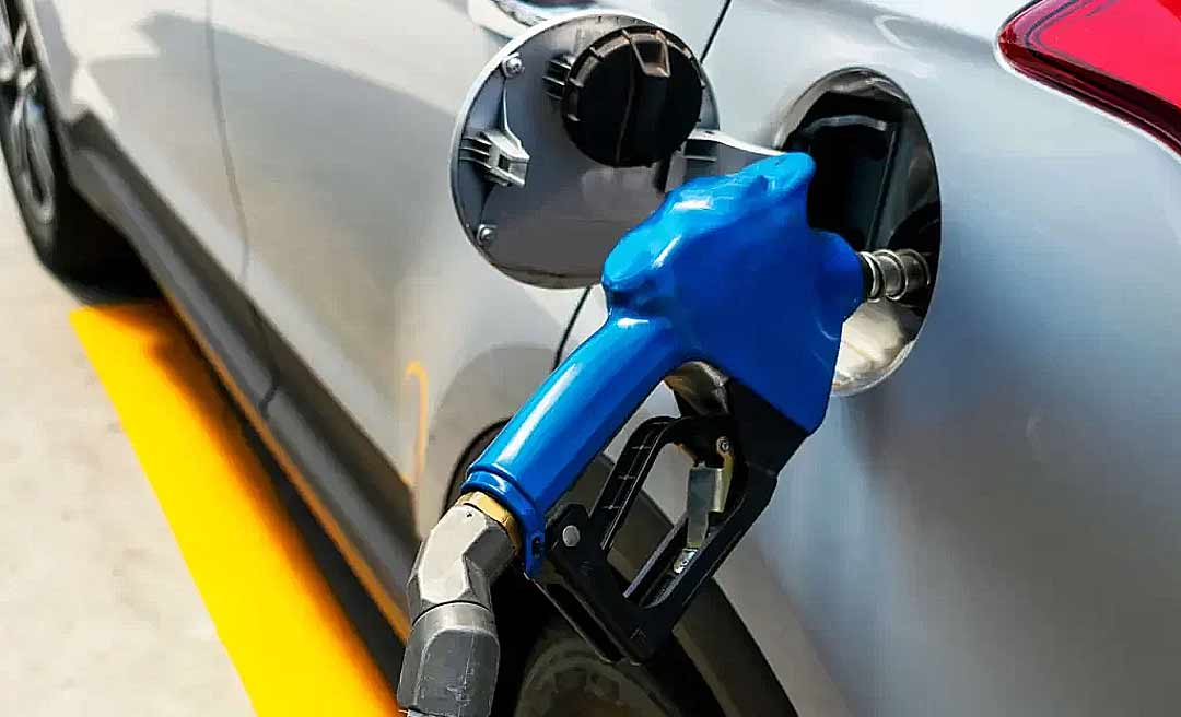 Calixto afirma que Estado perderá R$ 100 milhões com redução de ICMS e diz que não haverá diminuição no preço da gasolina