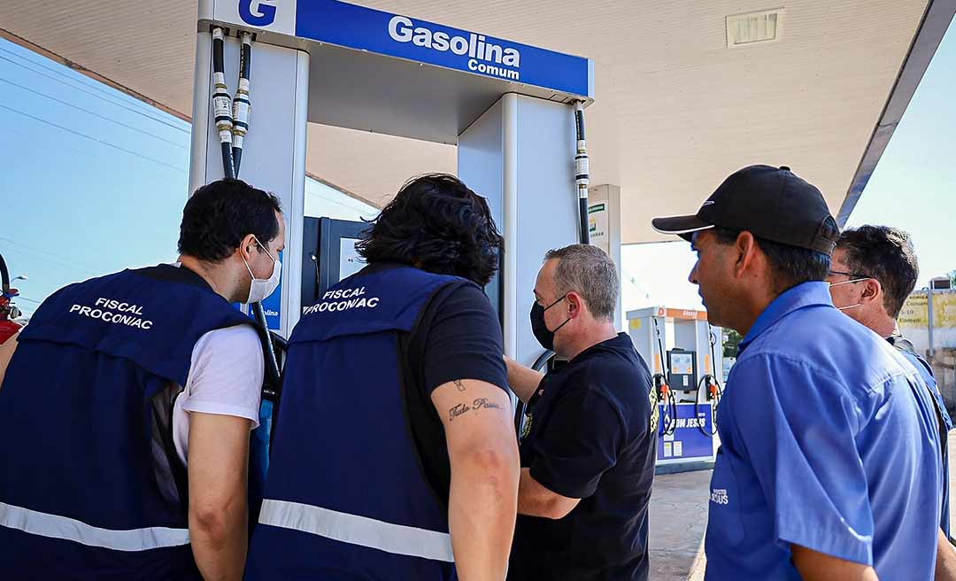 Acreanos poderão denunciar postos de combustíveis que não informarem comparação de preços da gasolina