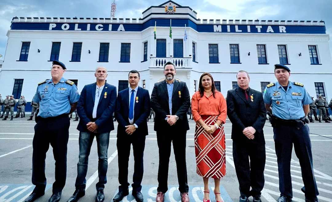 Deputado federal Alan Rick recebe medalha de Mérito Coronel Fontenele de Castro da Polícia Militar
