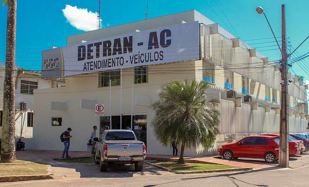 Detran coloca em leilão mais de 100 veículos com lances mínimos de R$ 400 em Rio Branco