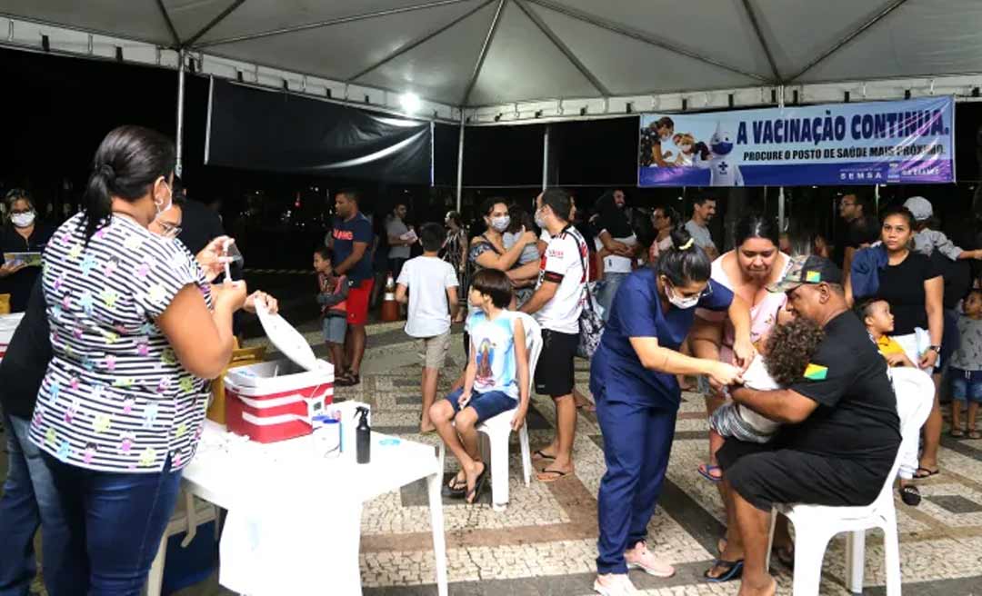 Prefeitura de Rio Branco encerra mutirão noturno na Praça da Revolução com mais 600 vacinas aplicadas