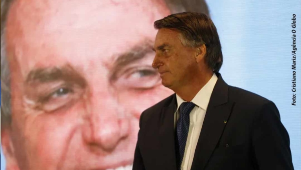 Jair Bolsonaro muda regras para liberar R$ 5,6 bi em emendas do orçamento secreto às vésperas da eleição