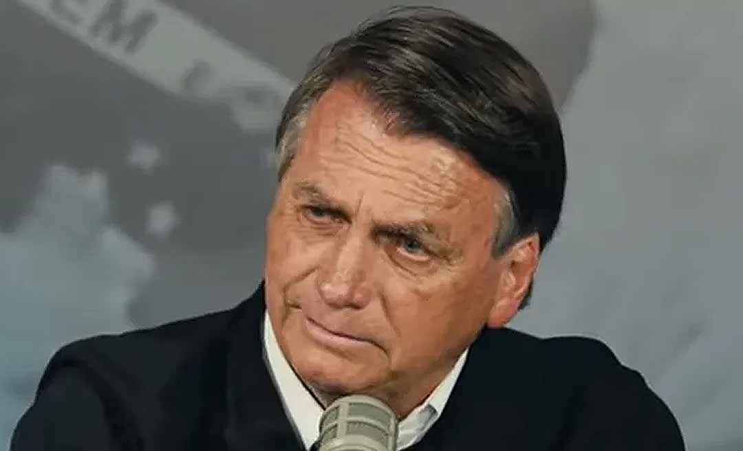 Bolsonaro afirma que vai passar 'faixa' e se 'recolher' caso perca eleição