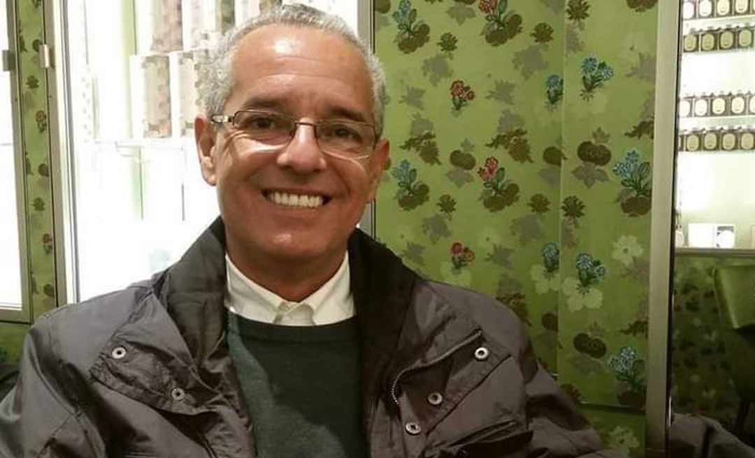 Morre o professor e filósofo Marcos Afonso, vítima de câncer, em Fortaleza