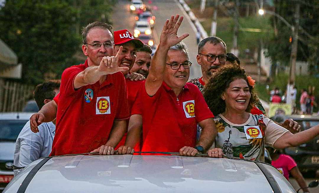 Militância do PT realiza carreata para Jorge Viana no município de Assis Brasil