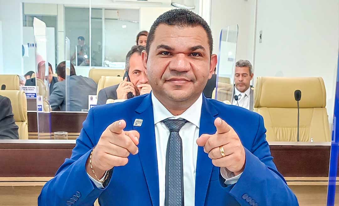 “Venceu a democracia!”, comemora Fábio Araújo ao aprovar projeto que fixa data da eleição da mesa