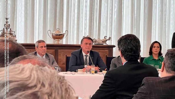 Em reunião com Bolsonaro e aliados, senadora Mailza reafirma apoio à reeleição do presidente no 2º turno
