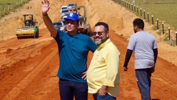 Petronio Antunes, “o homem das obras” do governo Gladson, vem revolucionando no Deracre