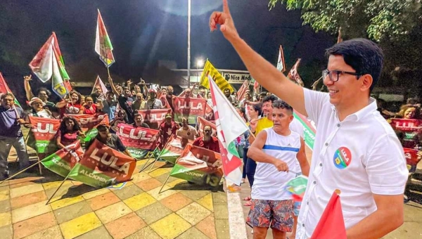Intrigados, PT com Jorge e PSB com Jenilson fazem campanha pró-Lula no Acre